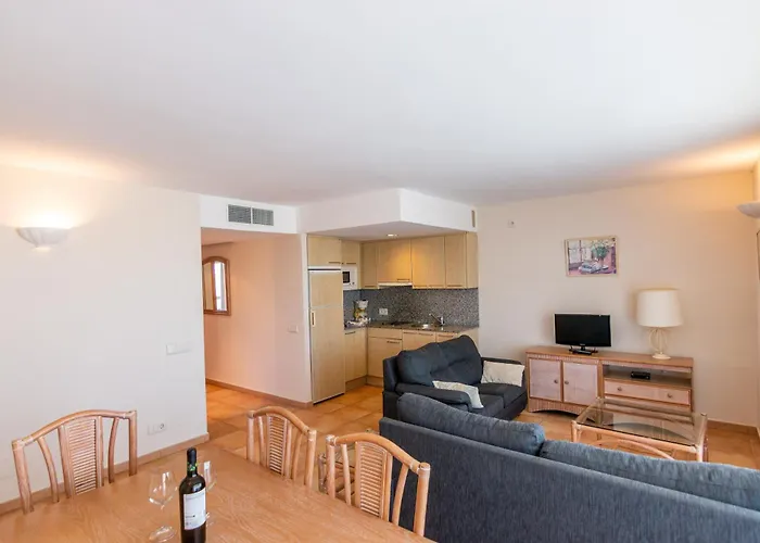 Apartamentos Romani